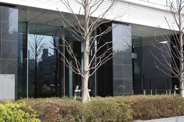 「小石川後楽園」から続く緑の情景に溶け込むランドプラン。