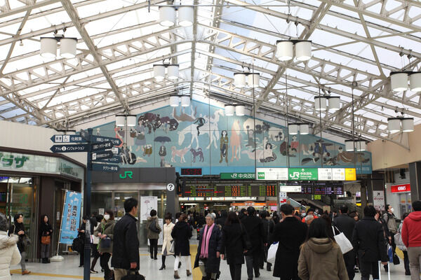 山手線「上野」駅までは、徒歩11分。		