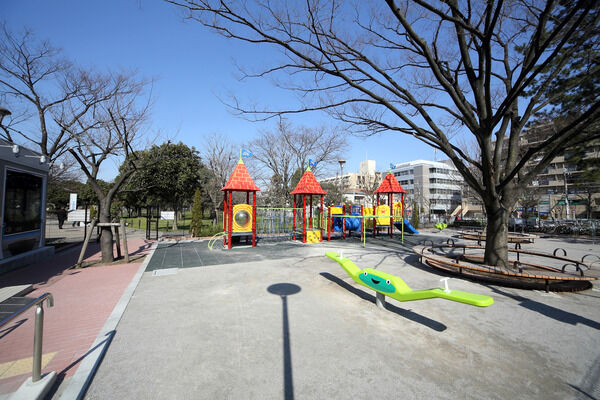 「南砂町三丁目公園」まで約550m(徒歩7分)。 「南砂町三丁目公園」まで約550m(徒歩7分)。