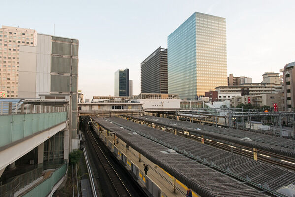 山手線「大崎」駅まで約400m（徒歩5分）。		
