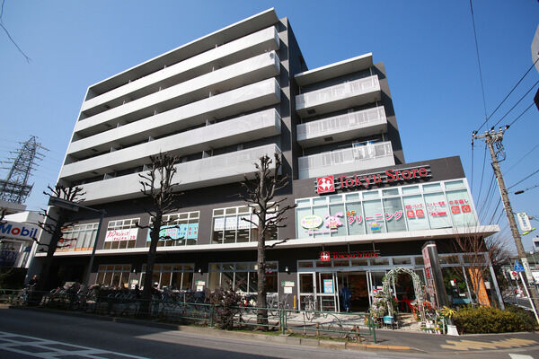 「東急ストア」まで約560m（徒歩7分）。