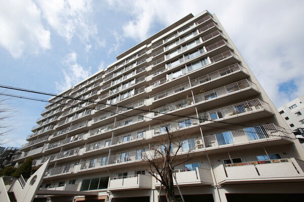 【上目黒パークマンション】総戸数81戸のビッグコミュニティー。