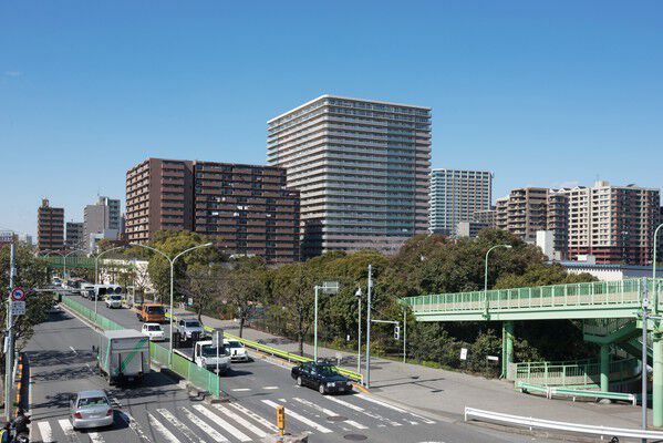 【東京マスタープレイス】24時間有人管理・24台の防犯カメラ等のセキュリティを採用。