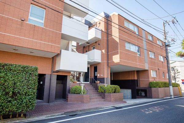赤堤の家