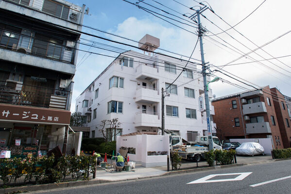 【パークハイム上馬】246号線、環七通りから少し外れた閑静な住環境。		