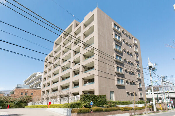 【パークハイム経堂4丁目】30戸中16戸が角部屋タイプ。採光と通風に優れた住環境です。 【パークハイム経堂4丁目】30戸中16戸が角部屋タイプ。採光と通風に優れた住環境です。