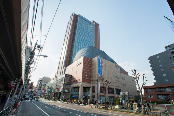 「キャロットタワー」まで約530m(徒歩7分)。		