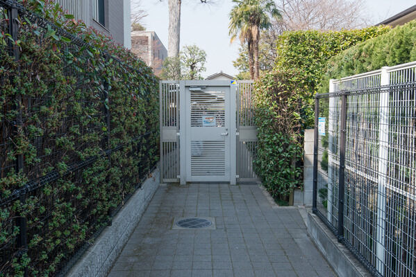 86台収容の駐輪場入口。