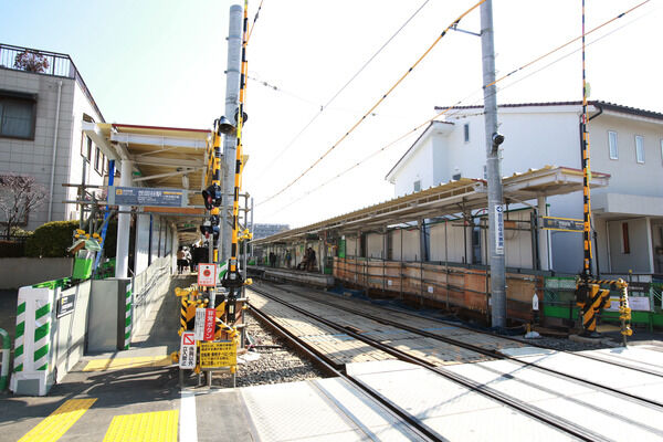 東急世田谷線「世田谷」駅まで徒歩8分。