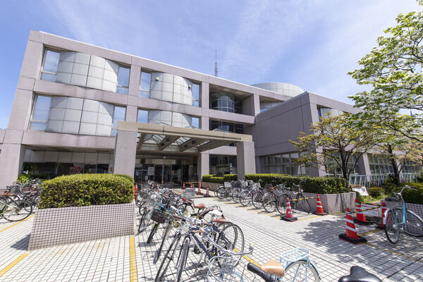 世田谷区教育会館　現地より約100m