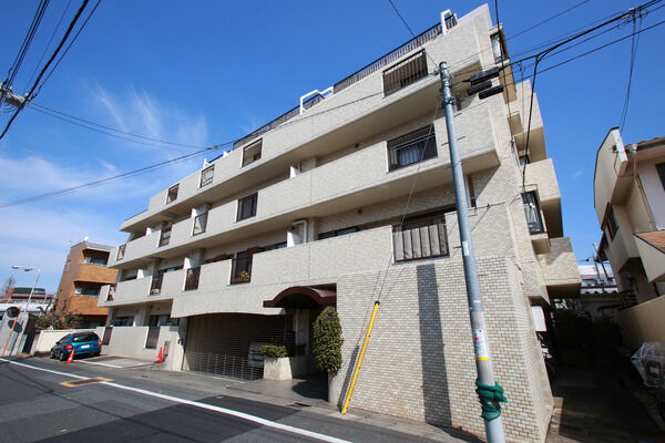 【桜新町パークホームズ】人間味に溢れた街並みにふさわしい住まいです。