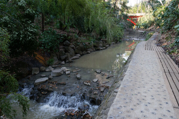 「等々力渓谷」までは約1,880m(徒歩24分)。 「等々力渓谷」までは約1,880m(徒歩24分)。