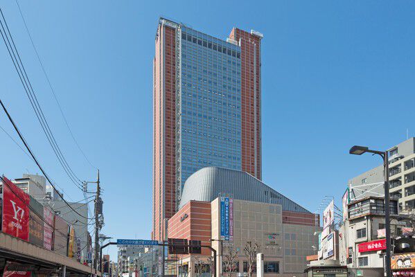 キャロットタワーまでは、約1,200m（徒歩15分）。		