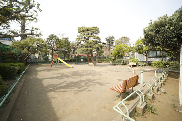 用賀二丁目公園　現地より約130m