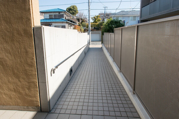 モダンな感覚のアプローチ。必然性のミニマルなデザイン。		