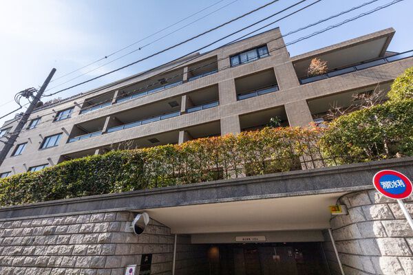 ディアナガーデン神宮前 2枚目 ディアナガーデン神宮前