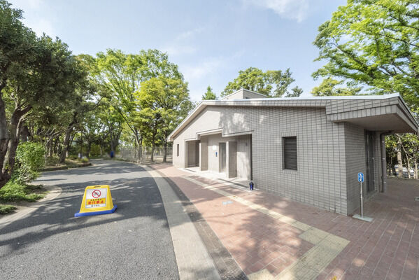 平和の森公園　現地より約200m