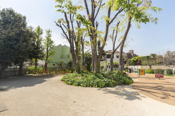 浜田山かなめ公園　現地より約100m