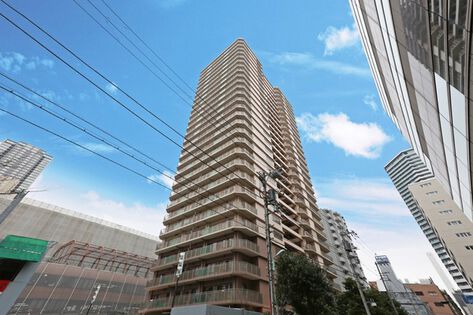 重厚感と落ち着きのある外観デザイン。