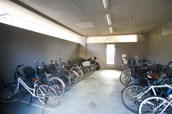 22台収容の自転車駐輪場は、敷地内に設置しています。