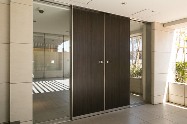 安心で快適なマンションライフを支える多重セキュリティを実現。		