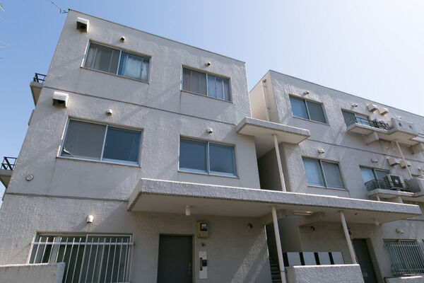 【富士見台パークホームズ】大規模な集合住宅とは異なる和やかさが際立つコミュニティ。 【富士見台パークホームズ】大規模な集合住宅とは異なる和やかさが際立つコミュニティ。