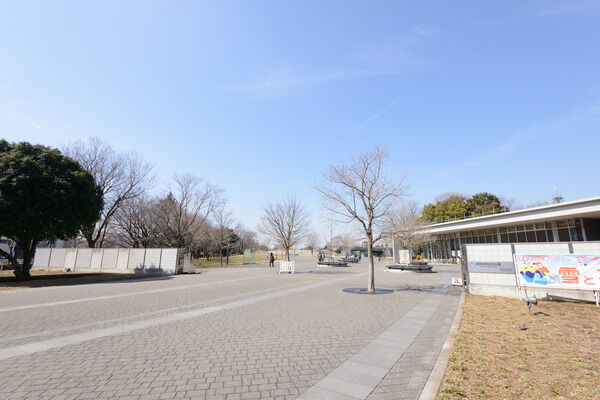 広々とした「昭和記念公園」まで約1,280ｍ（徒歩16分）。