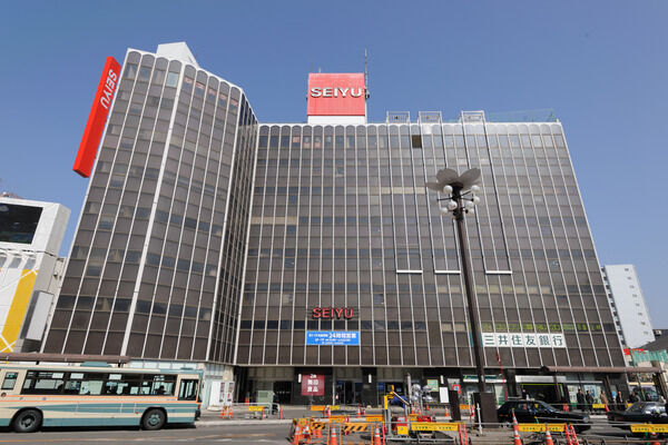 「西友小金井店」まで約1,160m(徒歩15分)。 「西友小金井店」まで約1,160m(徒歩15分)。