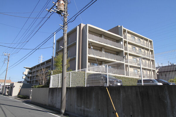 グランシーナ横濱鶴見 3枚目 グランシーナ横濱鶴見