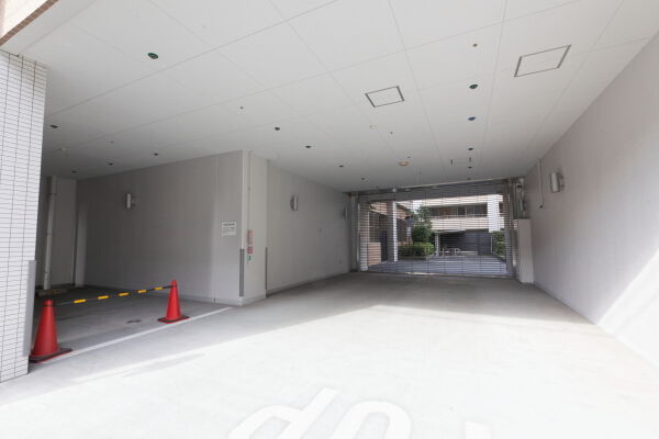 駐輪場・バイク置場。