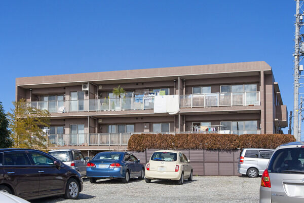 【パークホームズ日吉本町光彩の丘】丘の上だからこそ、広くゆとりあるバルコニーをご用意。 【パークホームズ日吉本町光彩の丘】丘の上だからこそ、広くゆとりあるバルコニーをご用意。