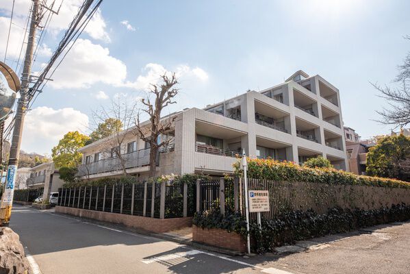 サンフル日吉本町ガーデンハウス