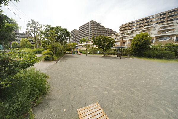 品濃なかよし公園　現地より約170m