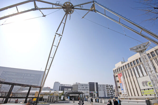 東海道本線「戸塚」駅は、徒歩9分。　　　