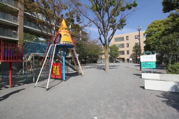 今井公園　現地より約30m