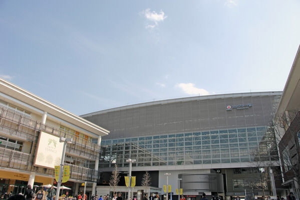 東急田園都市線「たまプラーザ」駅は、徒歩10分。