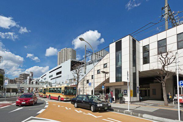 横浜線「橋本」駅までは約880ｍ（徒歩11分) 。		