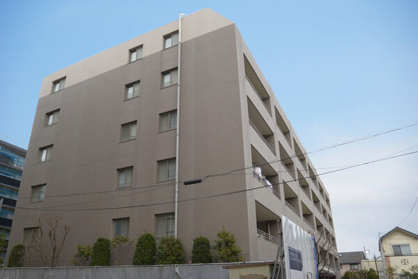 【パークホームズ鎌倉岩瀬】全住戸南向きで光あふれる居住空間を実現された住まい。 【パークホームズ鎌倉岩瀬】全住戸南向きで光あふれる居住空間を実現された住まい。