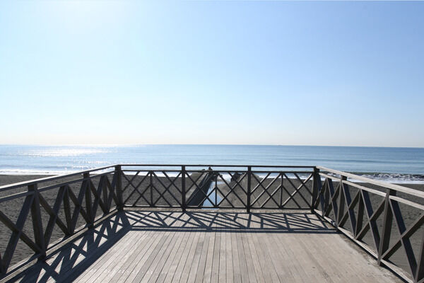 湘南の爽やかな風と光を満喫できる「辻堂東海岸」は、約4,300m