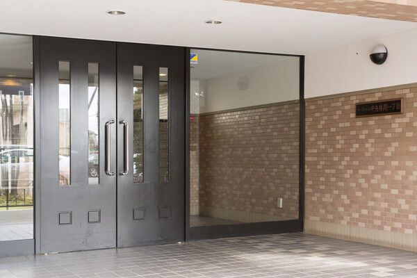 マンションライフを支える安心のオートロックを採用。