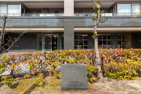 ファミールコート東山 2枚目 ファミールコート東山