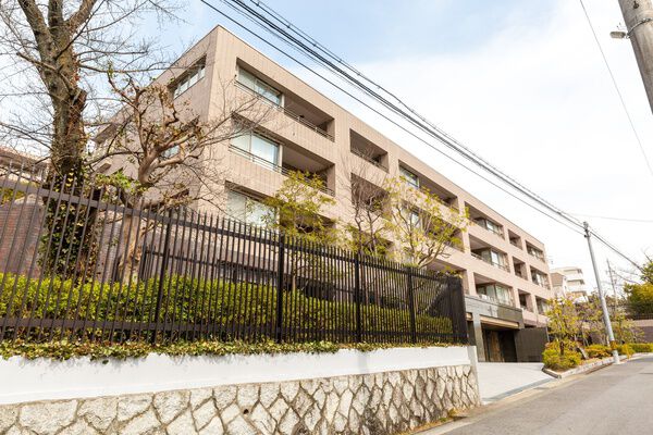 ファミールコート東山 3枚目 ファミールコート東山