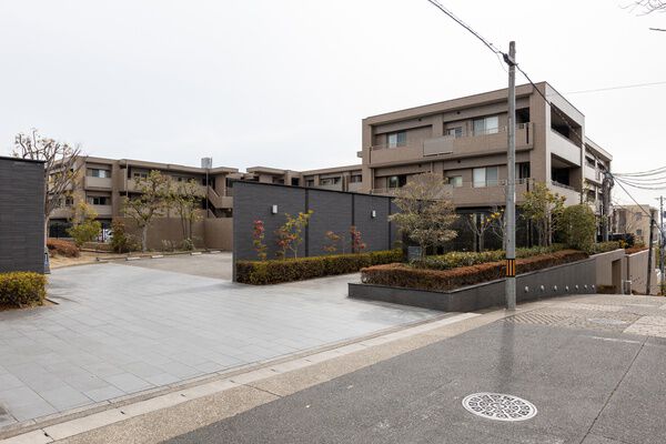 サーパス松栄町 2枚目 サーパス松栄町