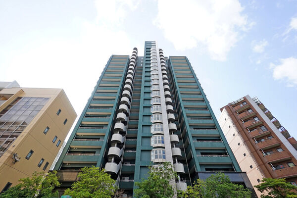 【シティタワー四天王寺夕陽ヶ丘】重厚で落ち着きのある居住空間に適した立地環境は大阪市内でも指折り。