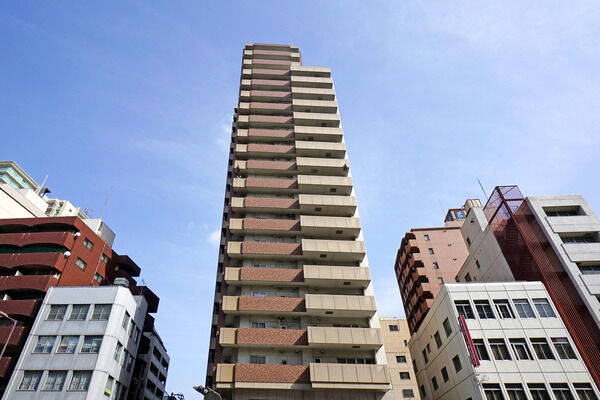 【ロイヤル谷町タワー】地下鉄谷町線、鶴見緑地線の2路線を利用できる便利なロケーション。		