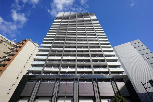 【エスリード長堀タワー】南向きで幅が広い長堀通りに面しているため、陽当たり良好です。		