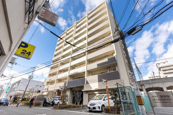 ブランズ小阪駅前