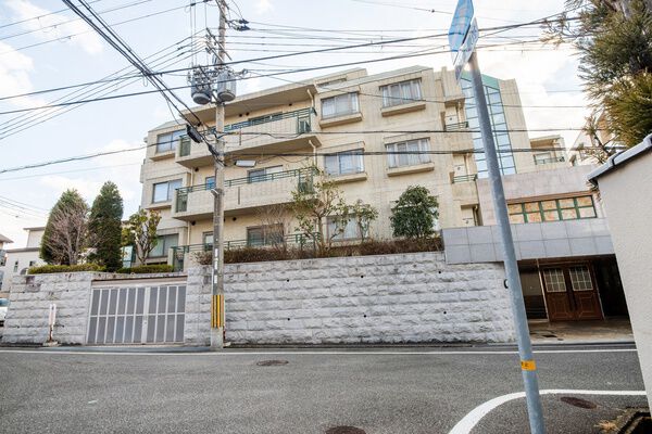 ファミールグラン甲子園口一丁目