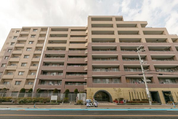 ファミール逆瀬川ザガーデン