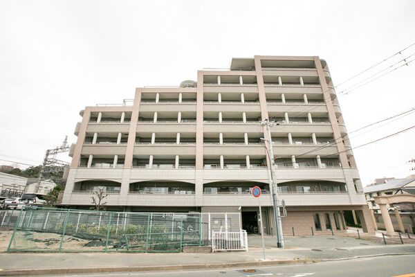 ハイネスクラウズ宝塚中山ボスタージェ